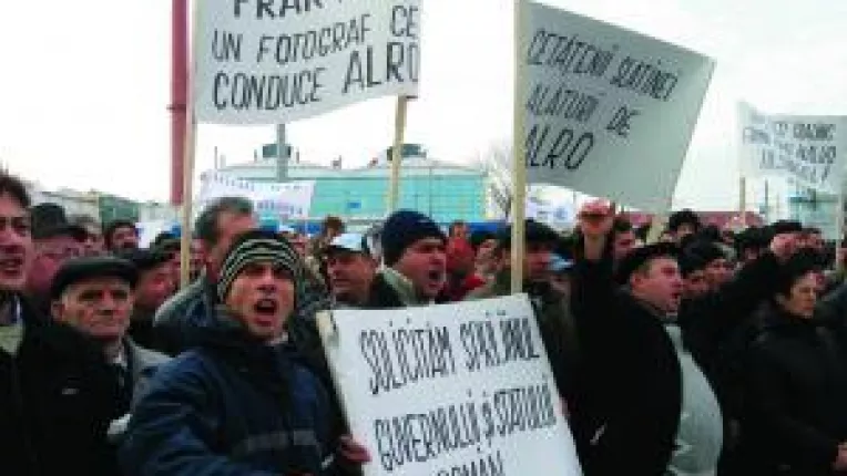 Continua "macelul" la Alro!