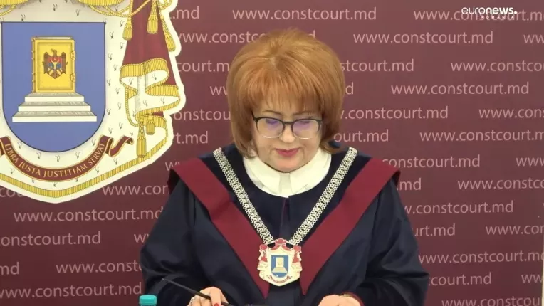 Curtea Constitutionala din Republica Moldova a respins revenirea la limba moldoveneasca