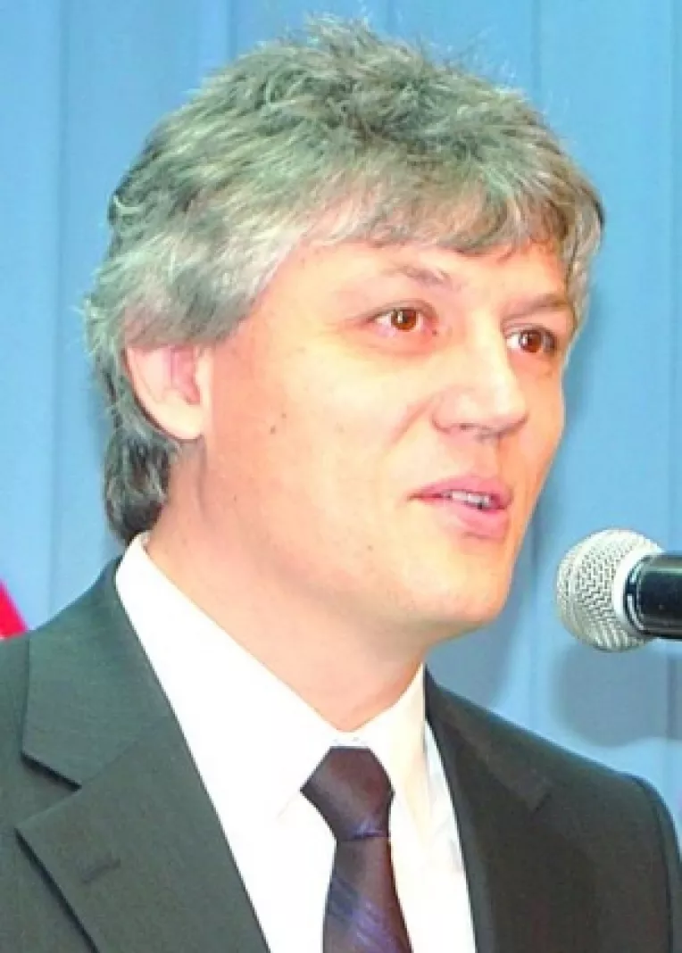 Datorie "istorica", iertata in instanta. Dinica acuza RADET ca vrea sa se imbogateasca pe banii statului