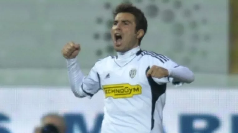 Echipa canadiana Montreal Impact ii ofera lui Mutu un contract anual de 4,5 milioane de dolari