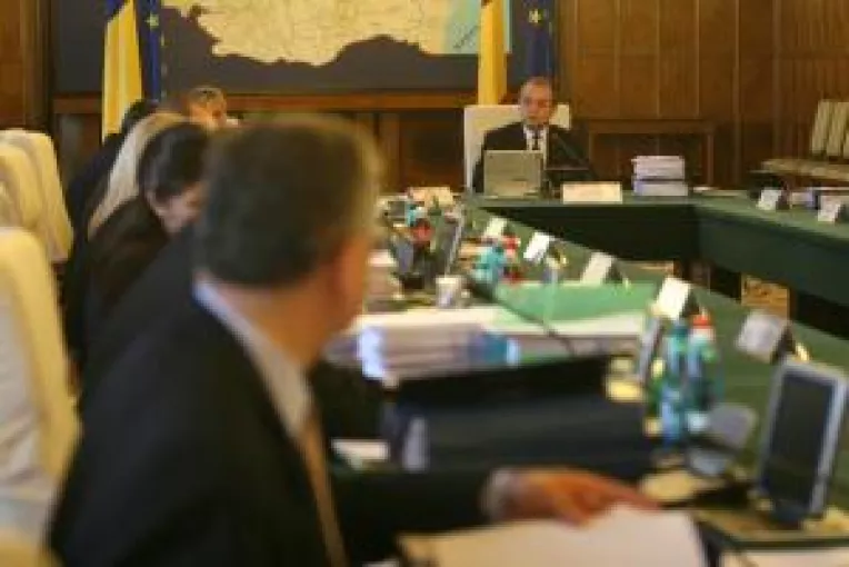 Guvernul se asteapta la o adancire a recesiunii