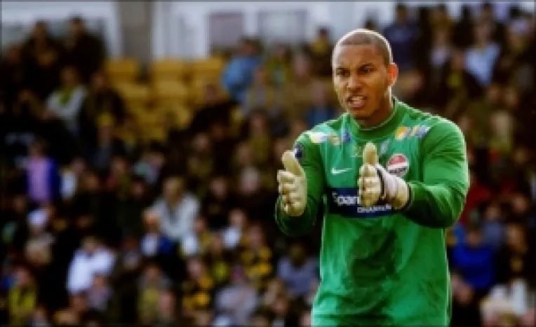 Liga Campionilor: Steaua a batut-o cu 2-0 pe campioana Norvegiei. Interviu cu Adam Kwarasey Larsen, portarul echipei Stromsgodset