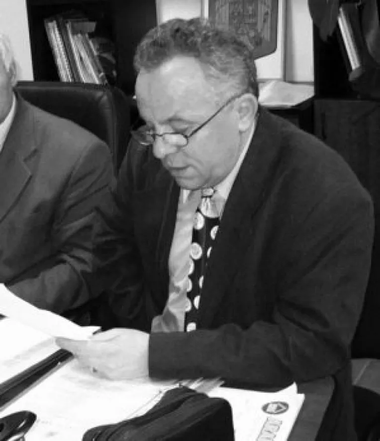 Ravas de plata de un miliard