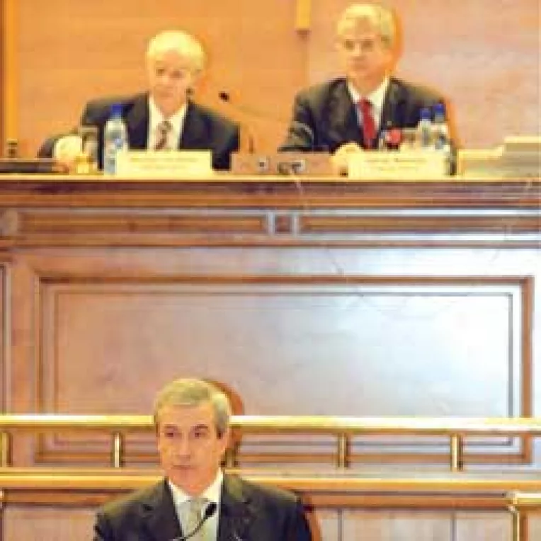 Tariceanu a inceput cursa cu obstacole