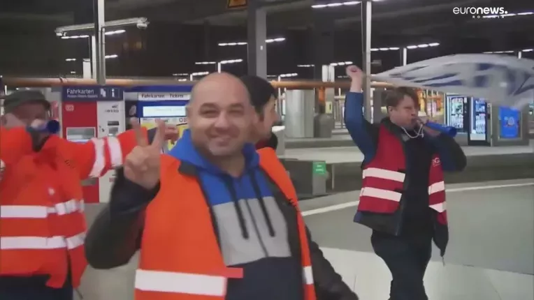 Transportul in Germania, paralizat de greva. Oamenii sunt nemultumiti de nivelul salariilor