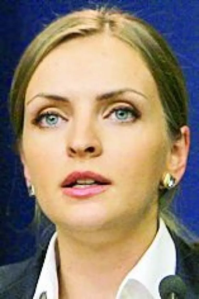 Trimis la Parlament: Guvernul isi angajeaza raspunderea pe noul Cod al Muncii